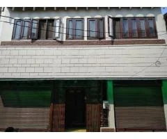 Commercial building for sale