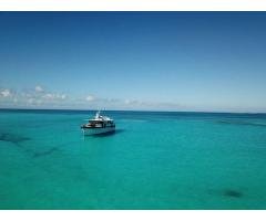 Charter a Yacht in the Bahamas for an Unforgettable Experience