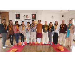 200 Hour Yoga Teacher Training in Rishikesh Step into a New Life