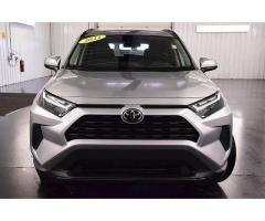 BUY CLEAN USED   Toyota RAV4 XLE Full Option