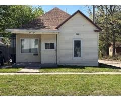 Title - Well-maintained 3-bedroom, 1-bath home in a quiet Hastings neighborhood. - 9