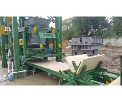 HOLLOW BLOCK & PAVING BLOCK MACHINE AUTOMATIC   USD - 3