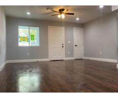 Modern 2-Bedroom Flat with Comfort &amp Style Ready to Move In - 5