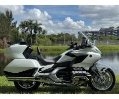 Honda Gold Wing Tour Automatic DCT