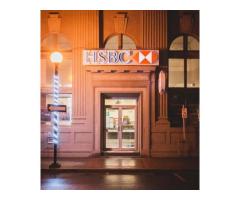 Expert Storefront Sign Maker for Modern Retail Spaces