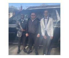 Where can I find car hire in Detroit Airport