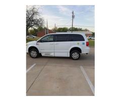 Dodge Grand Caravan wheelchair van - 2