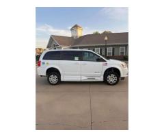 Dodge Grand Caravan wheelchair van - 4