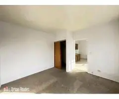 4 bedroom flat situated, Clean and well-maintained. Interested persons, please contact - 4