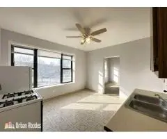 4 bedroom flat situated, Clean and well-maintained. Interested persons, please contact - 5