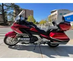Honda goldwings - 2