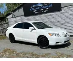 Toyota camry le   , model - 2