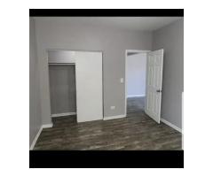 2 unit available, pet welcome, parking