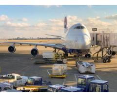 International Air Freight Shipping Global Cargo Services Figure Shipping