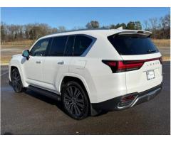 For Sale Lexus LX600 Signature   GCC Specs - 4