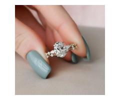 Shop Elegant Oval Engagement Rings at IBIZjewel Today