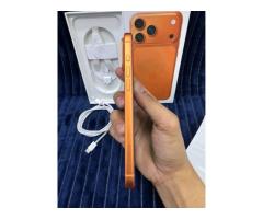 IPhone 17 pro max orange - 2