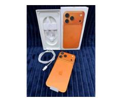 IPhone 17 pro max orange - 3