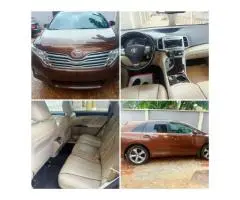 Toyota Venza V6 with Power Boot & Reverse Camera - Call
