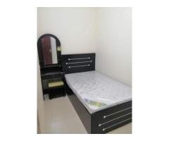 Couple & executive bachelor partition room available