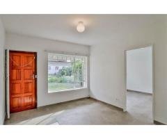 1 Bed Apartment in Bergvliet, Southern Suburbs Cape Town - 3