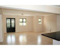 2 Bed Apartment in Rondebosch Oaks, Cape Town - 2